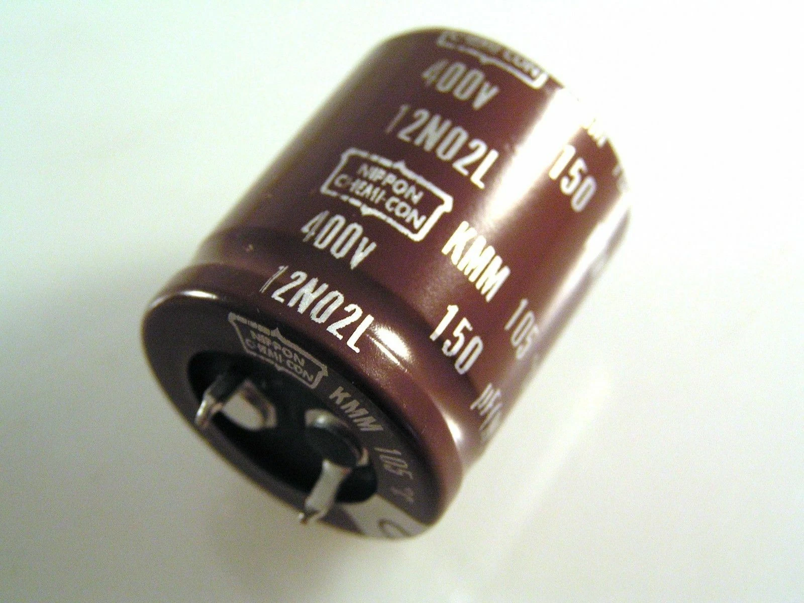 Nippon KMM Electrolytic Capacitor 400V 150uF 105'C OL0621
