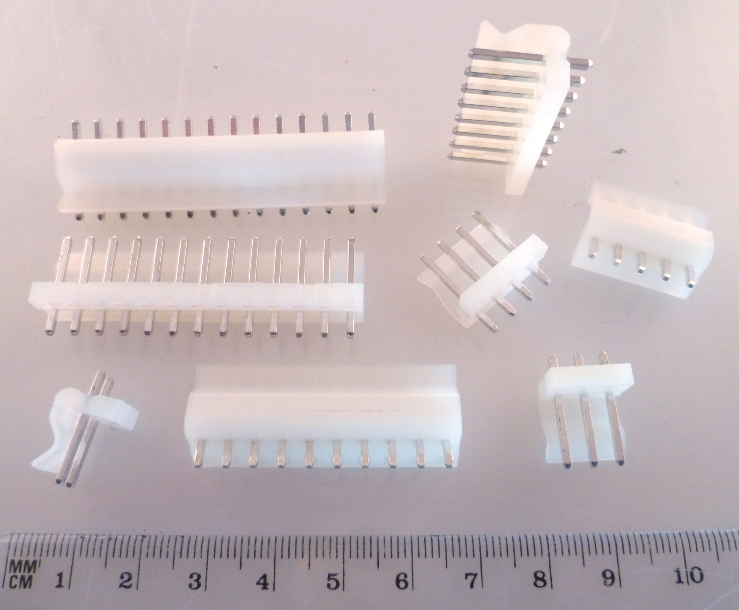 Friction Locking Header Range 2,3,4,5,6,8,10,12,13+14 Way 20 Pieces EBL53A2 Rich Electronics