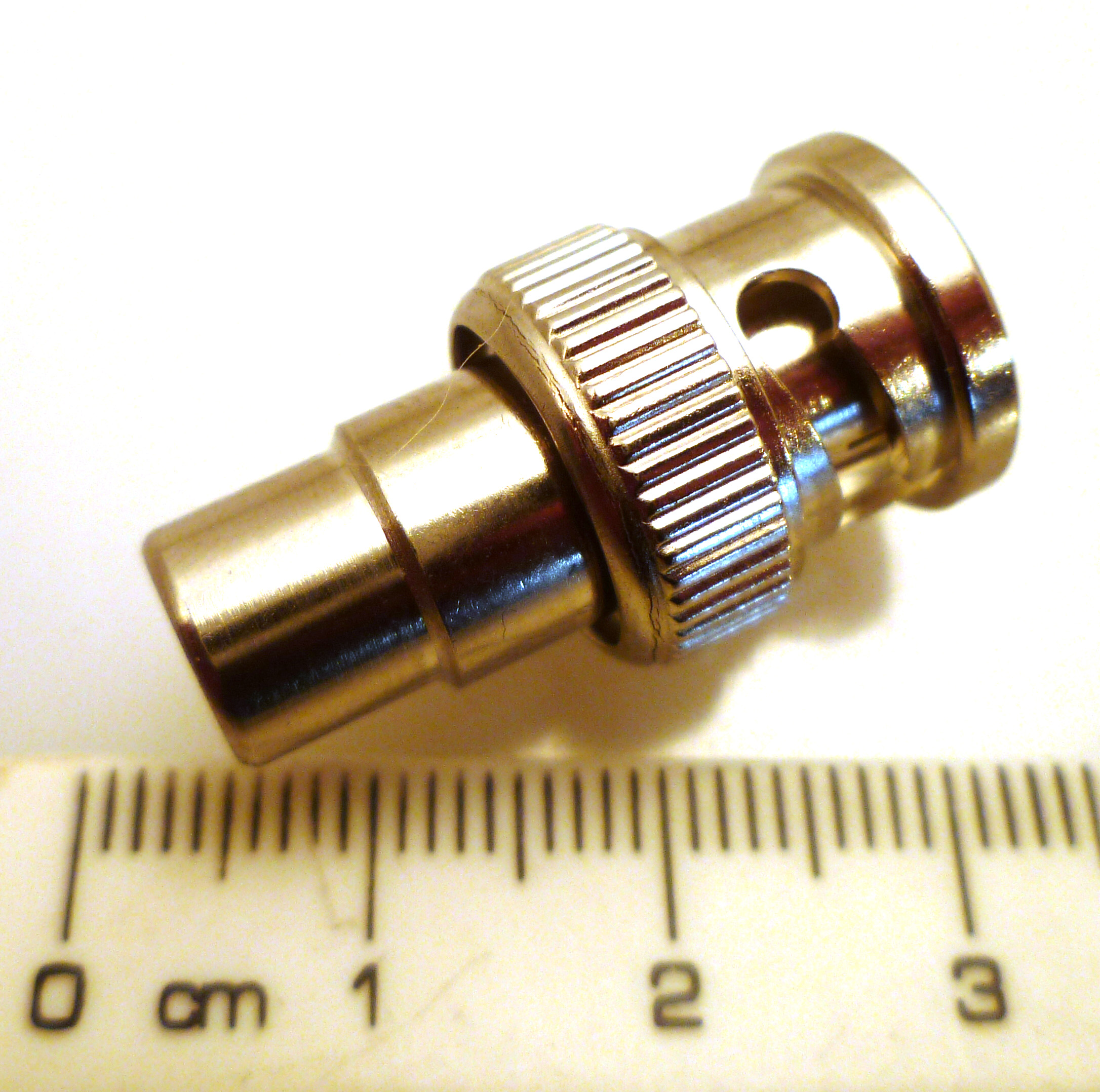 75 Ohm BNC Plug to Phono Socket Adapter CCTV to Composite Video etc OM0747