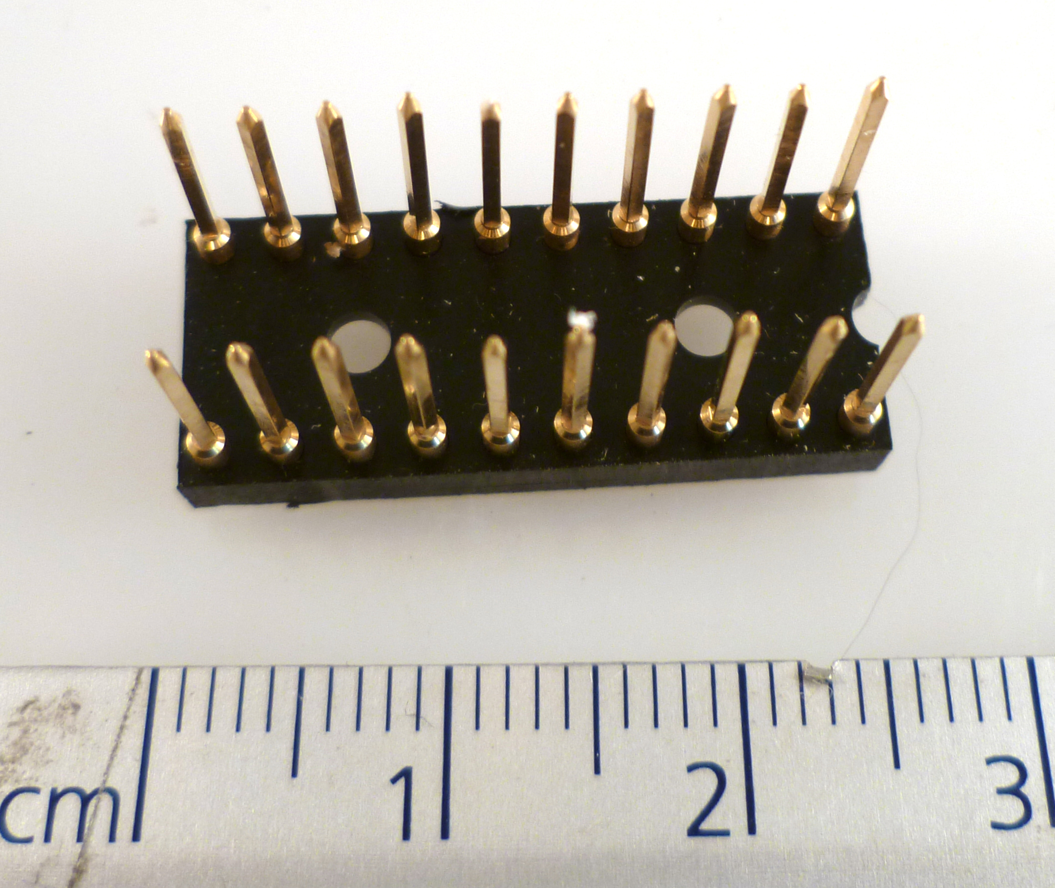 Augat Turned Pin Wire Wrap IC Socket 20 Way 0.3inch Pin Width MBL514D