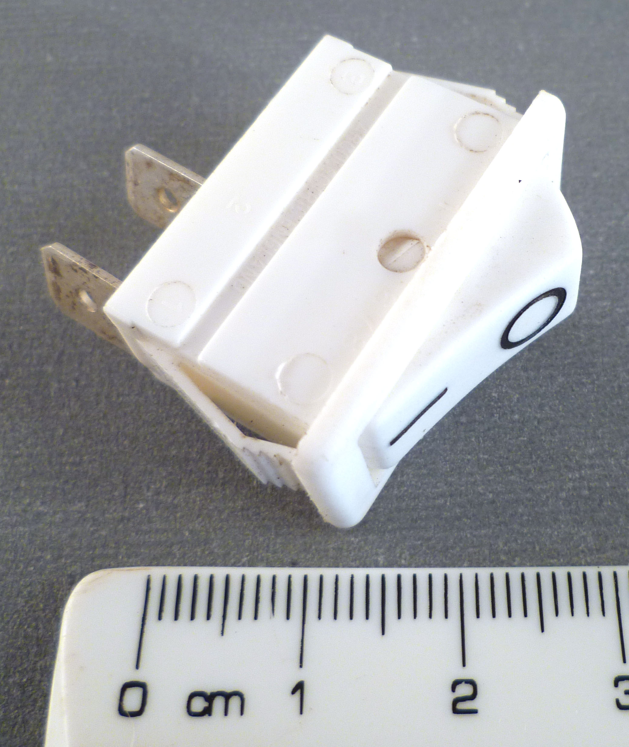 Arcolectric C1500AT White Rocker Switch 16A 250Vac SPST O On - Off ...