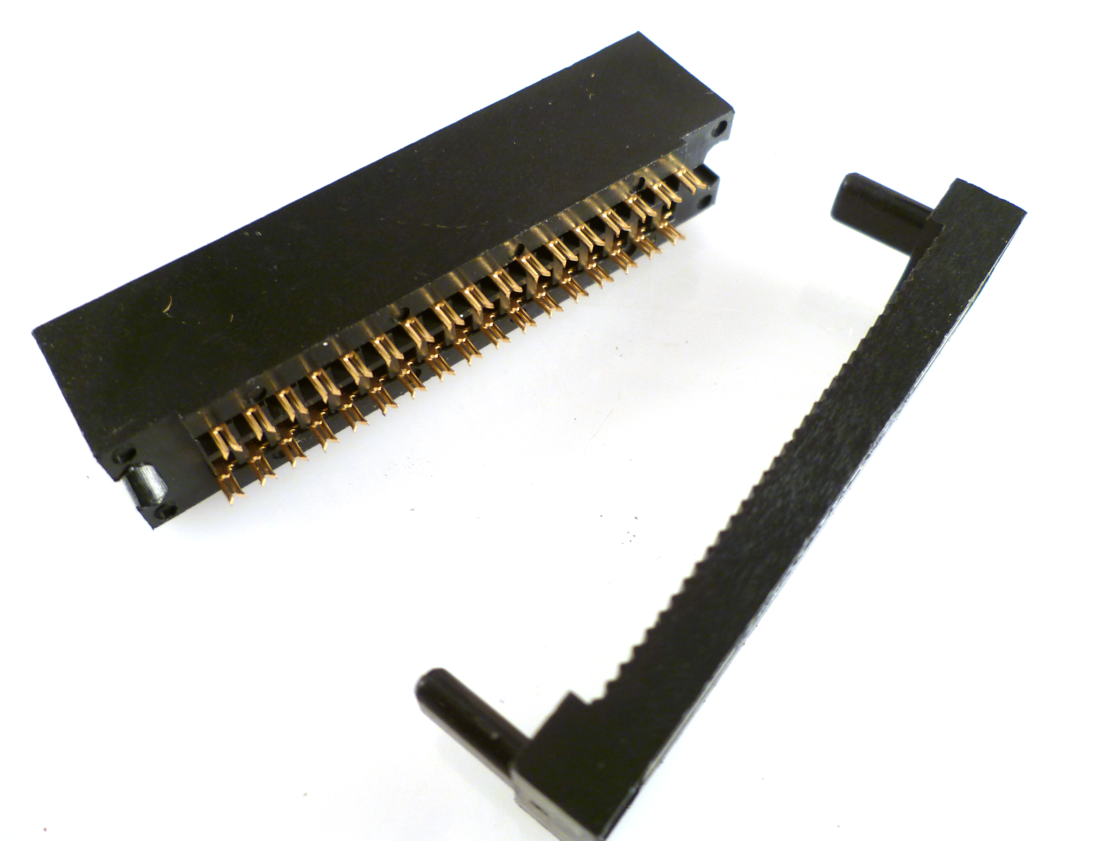 Midland Ross CD6734 BRN 34 Way IDC Ribbon Cable Card edge Connector