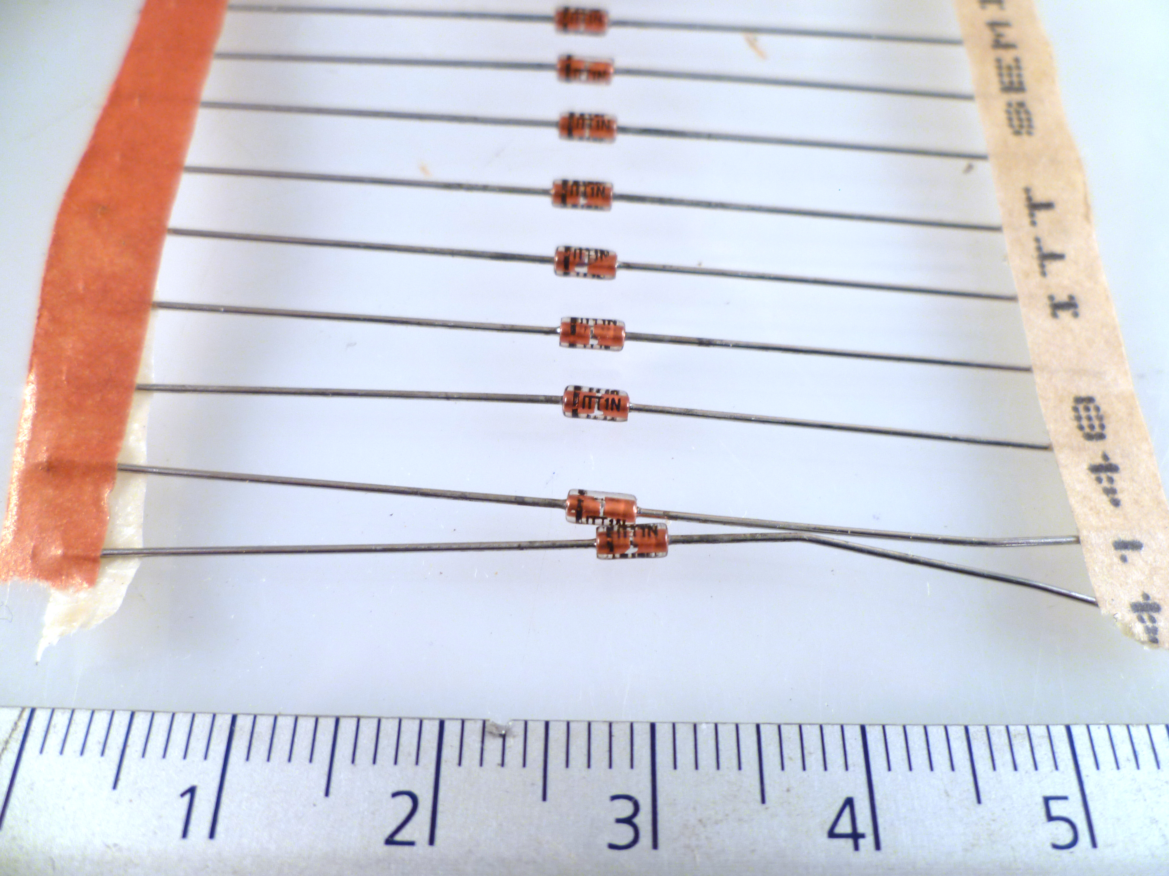 100pcs 1N 4148 High Speed Switching Diodes