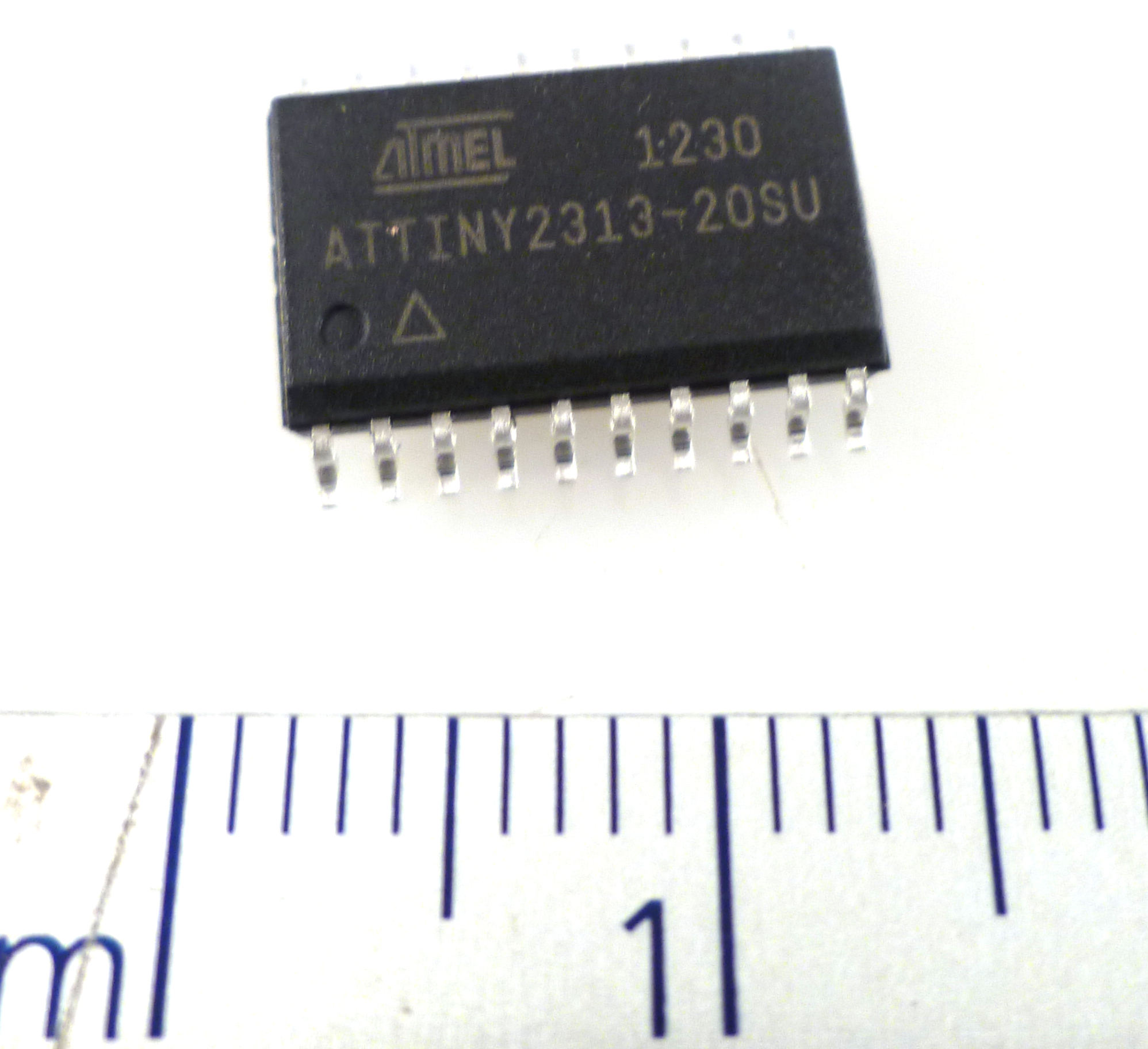 Genuine Atmel ATTINY2313-20SU 8-Bit MCU 20 MHz 2 KB 128 Byte 20P SOIC ...