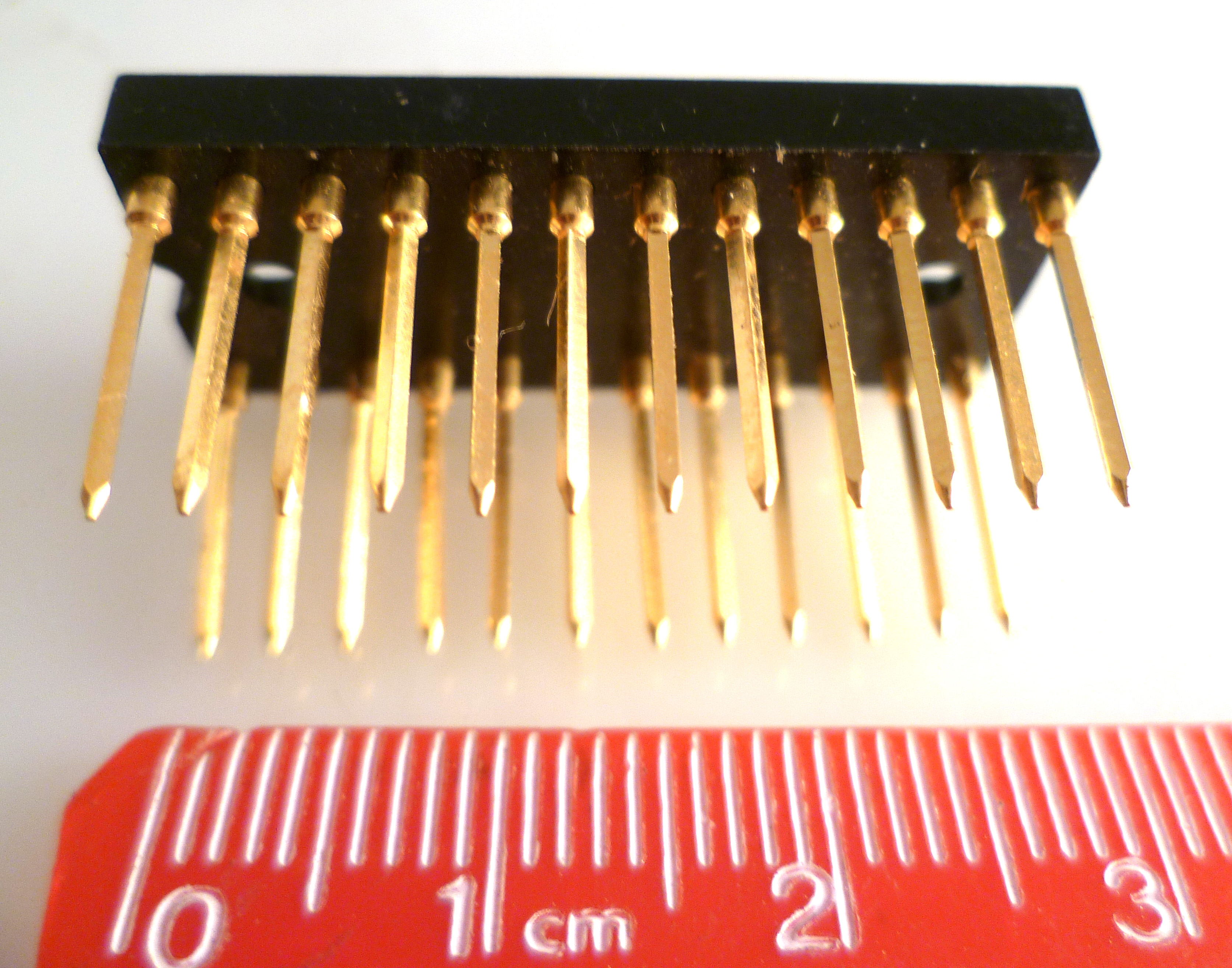 Augat Turned Pin Wire Wrap IC Socket 24 Way 0.4 Inch Pin Pitch MBL514B