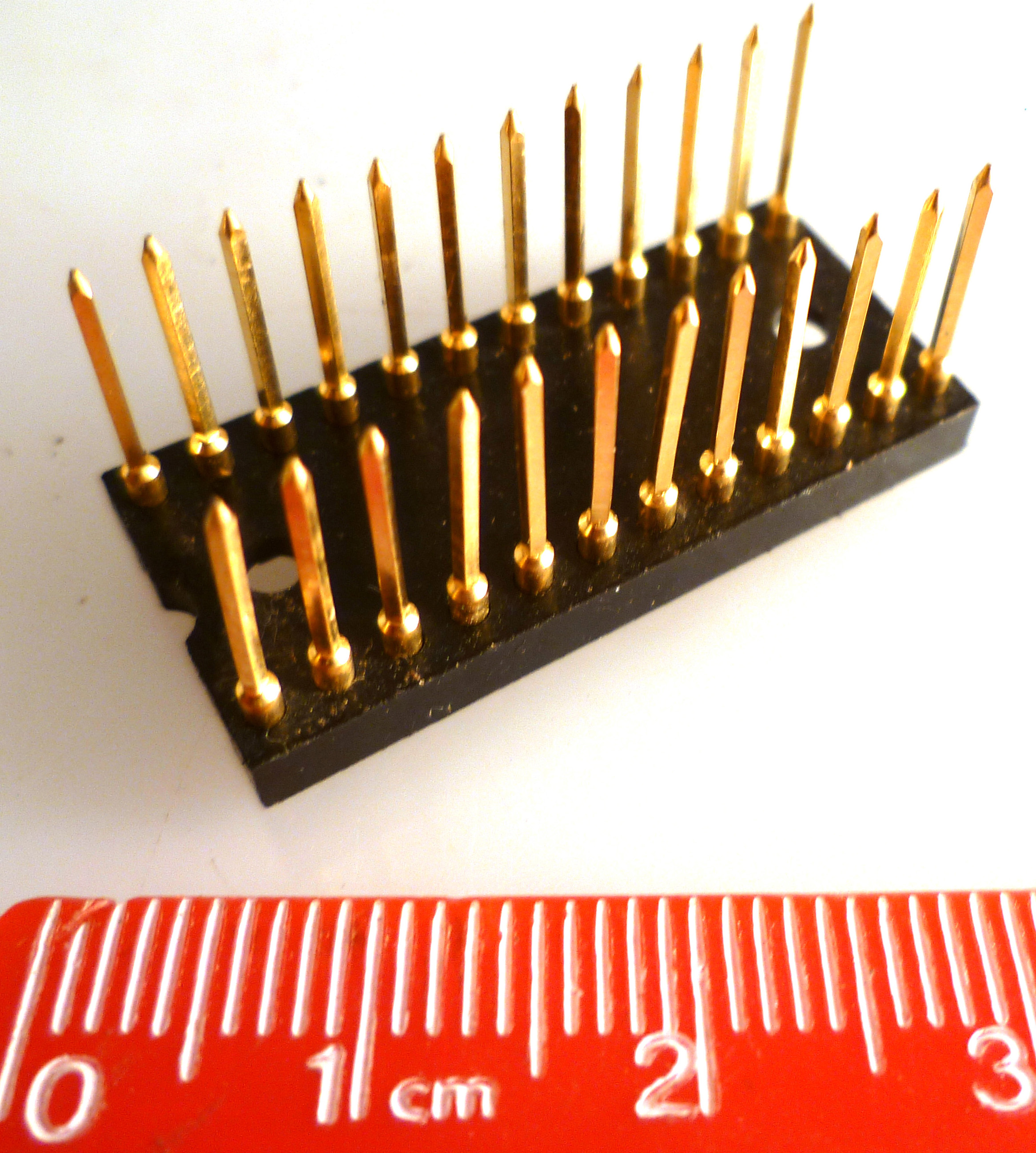 Augat Turned Pin Wire Wrap IC Socket 24 Way 0.4 Inch Pin Pitch MBL514B