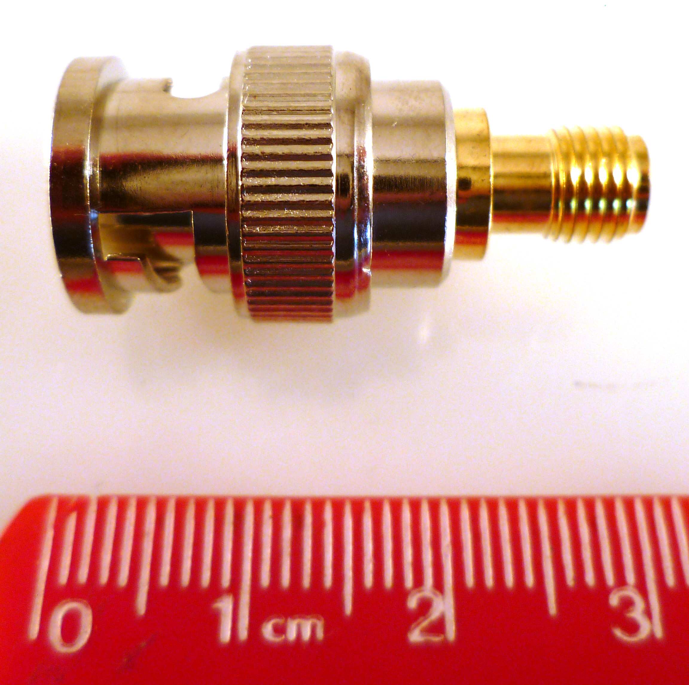 SMA Socket to BNC Plug Adaptor Good Quality Gold Plated OM1114Q1