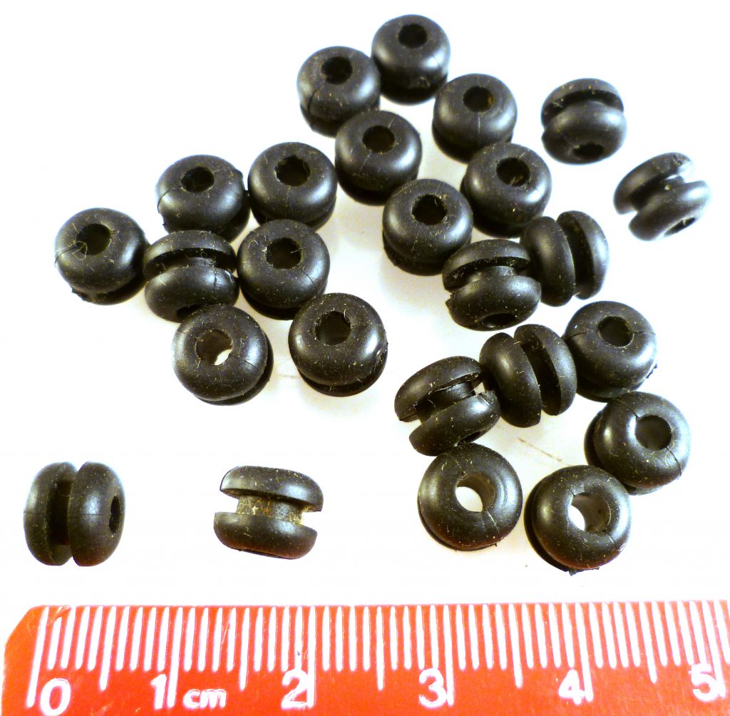 Grommet PVC 3mm Cable OD8mm x L6mm Suit 2mm Panel 25 Pieces MBF008F1