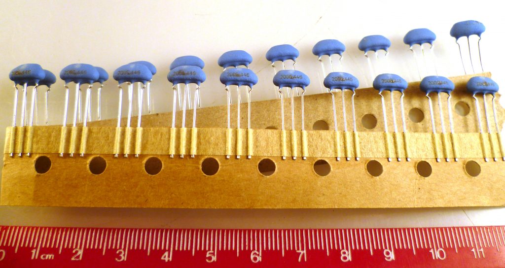 Murata CSTLS2M00G53A0 Resonator Ceramic 2 MHz 25 Ohm 0.5 20 Pieces