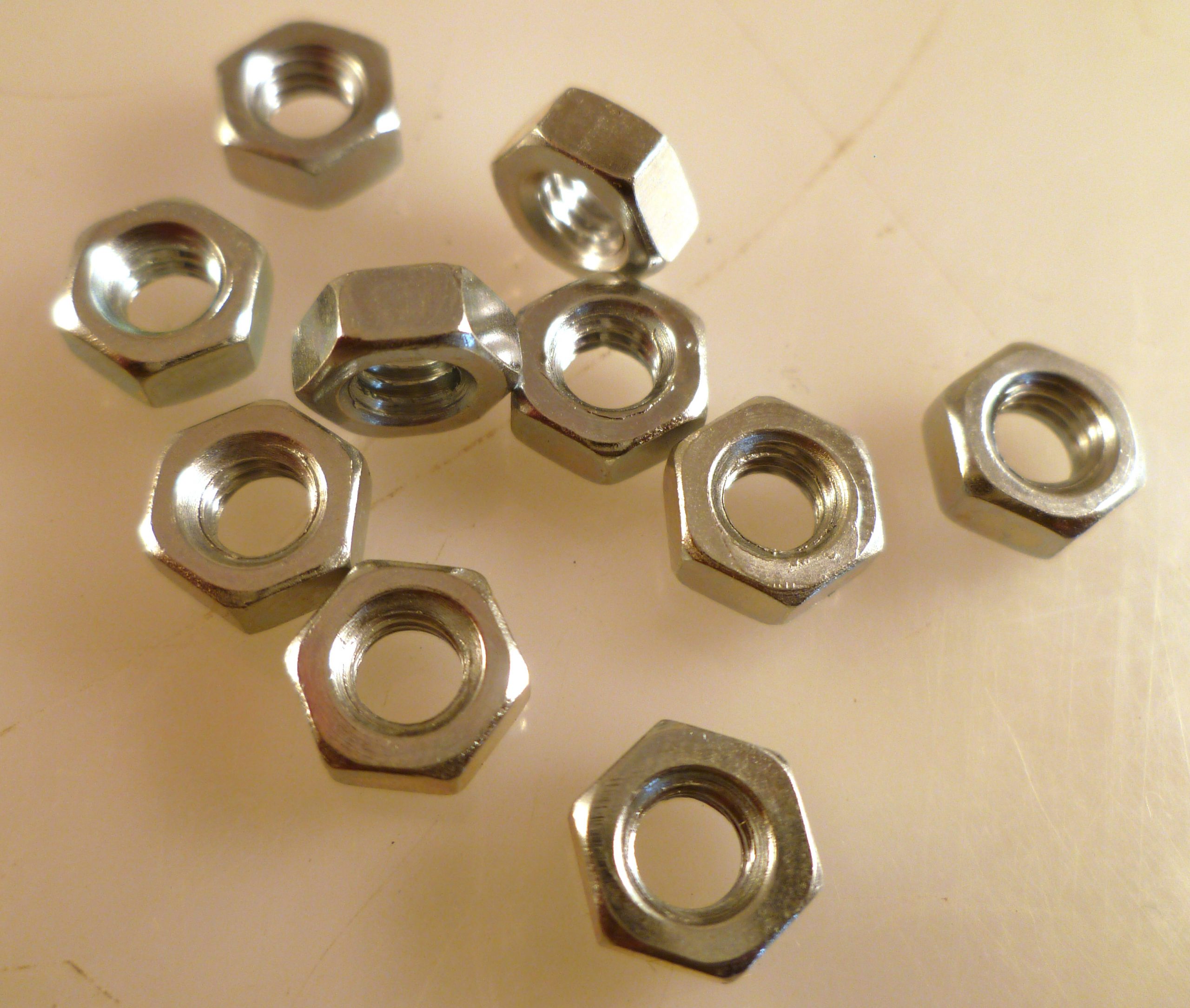 Steel Hex Nuts M4 BZP Bright Zinc Plated H. 3mm X 7mm W. 10 Pieces MBE0013H
