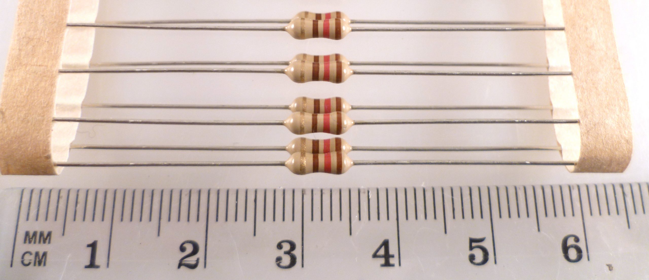 Résistances Carbone 3 Ohms 1/4 Watt Tolérance 5% - Lot De 50 Pièces | Composant électronique, Réparation, Prototypage