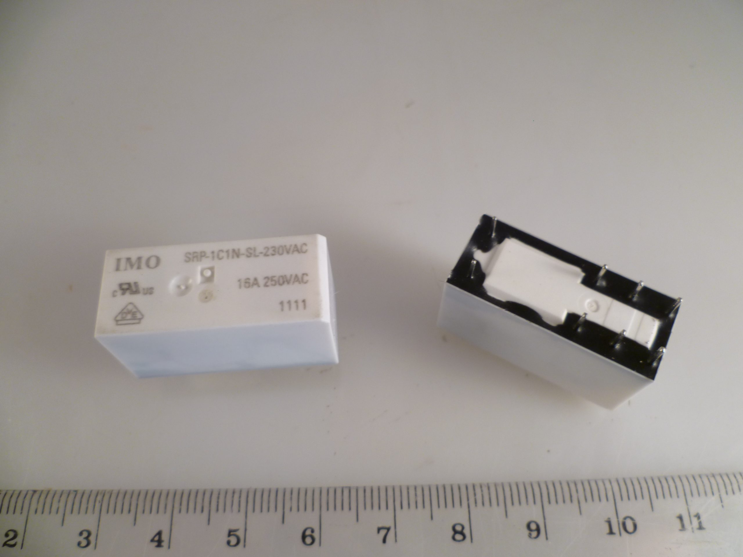 IMO Relay HY31PN230AC Coil 7A 250VAC/30VDC 3Pole CH/Over  I209M MBB013b 