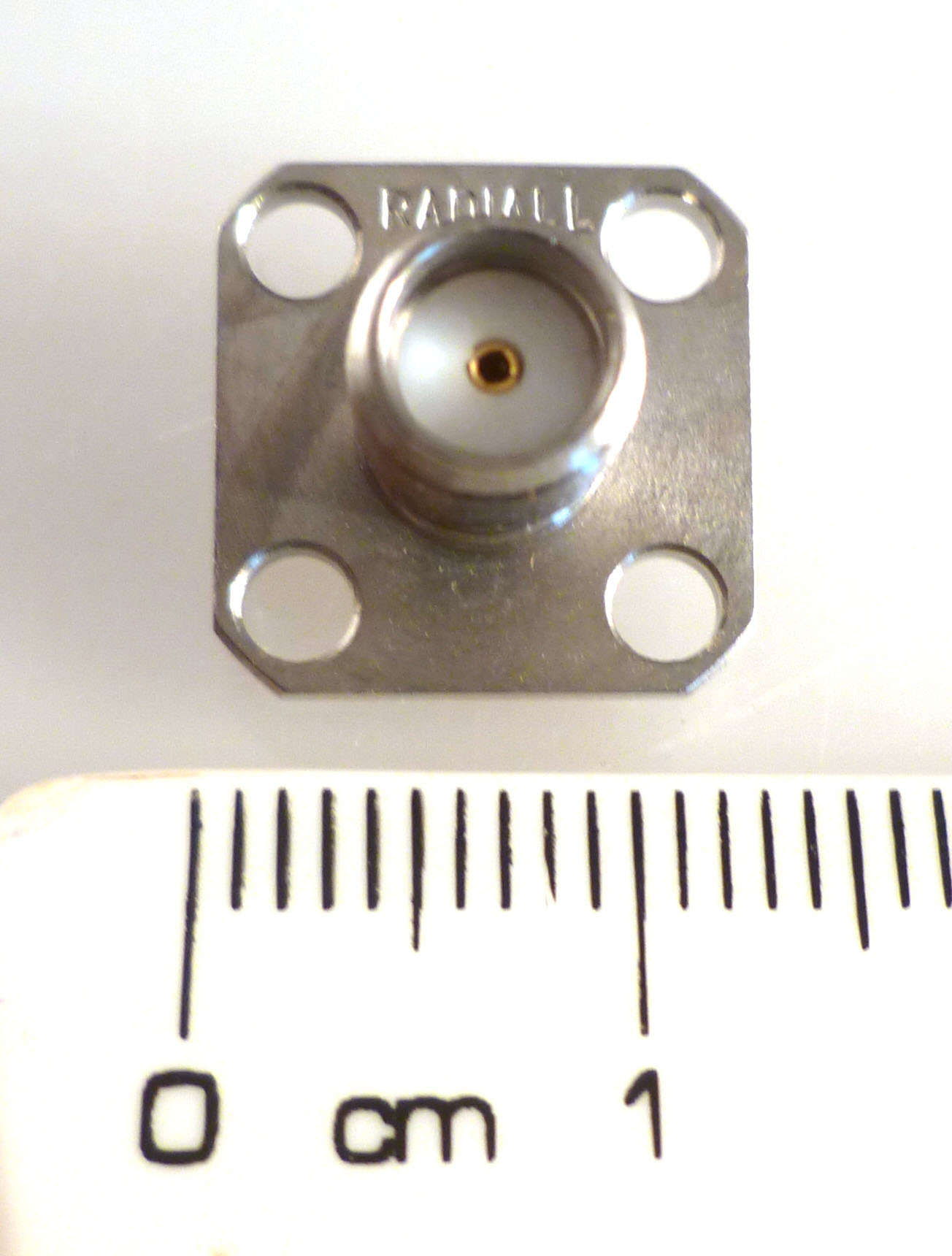 Radiall R125 614 011 SMA Bulkhead Socket 4 Hole Fix 50 Ohm MBF019K