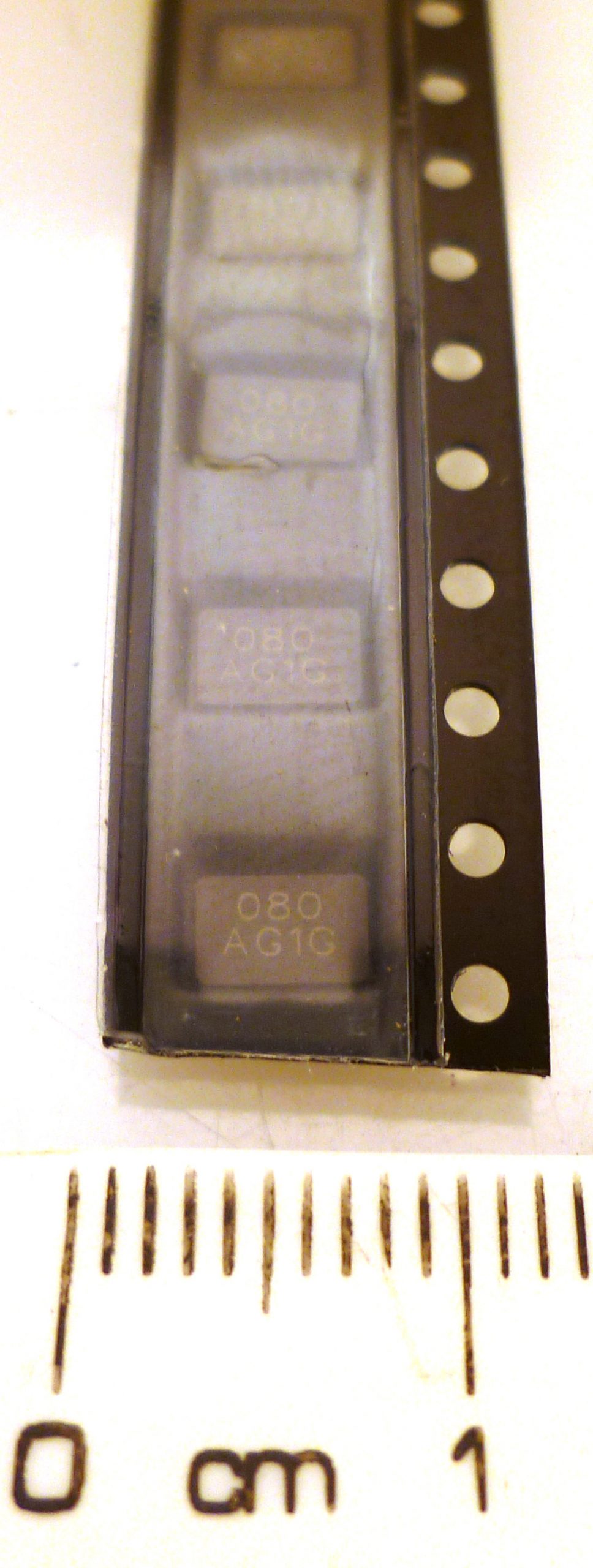 Crystal 080 AG1G 8.000MHz 18PF SMD/SMT 5 Pieces MBD015D1 | Rich Electronics