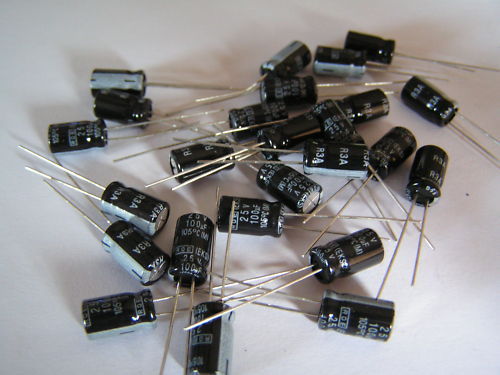 ROE EKS Electrolytic Capacitor 25v 100uF 105'C 20 Pieces OL0132