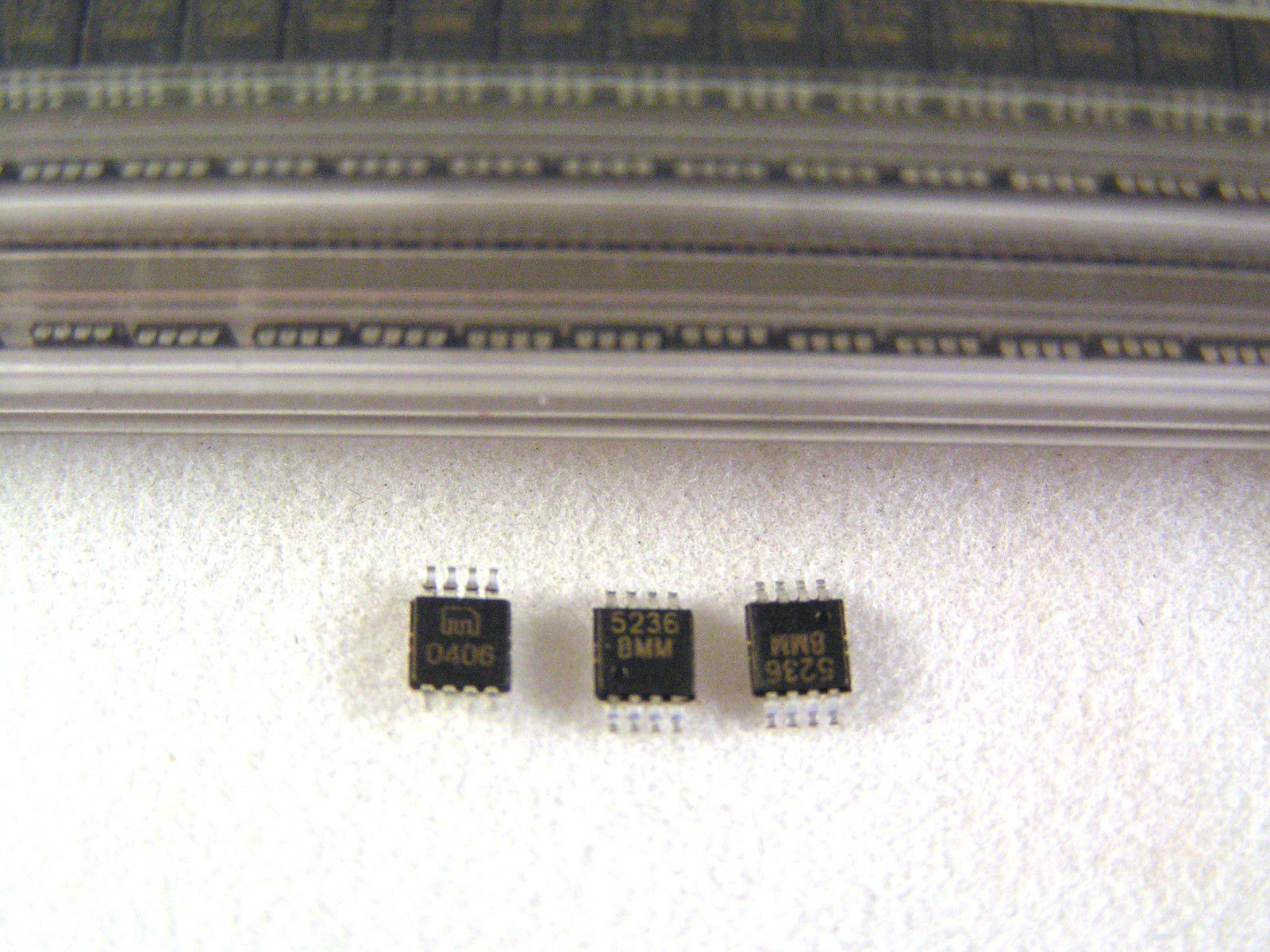 Micrel MIC 5236 Low Quiescent Current µCap LDO Regulator 3 pieces ...