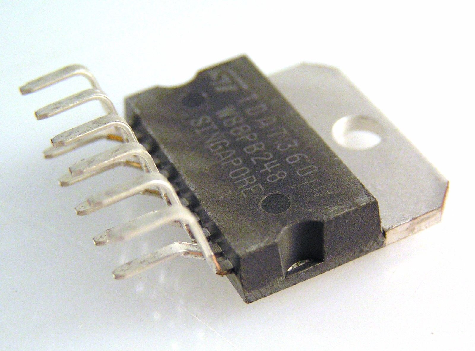 S.T. TDA7360 22W Bridge Stereo Audio Amplifier With Clipping Detector