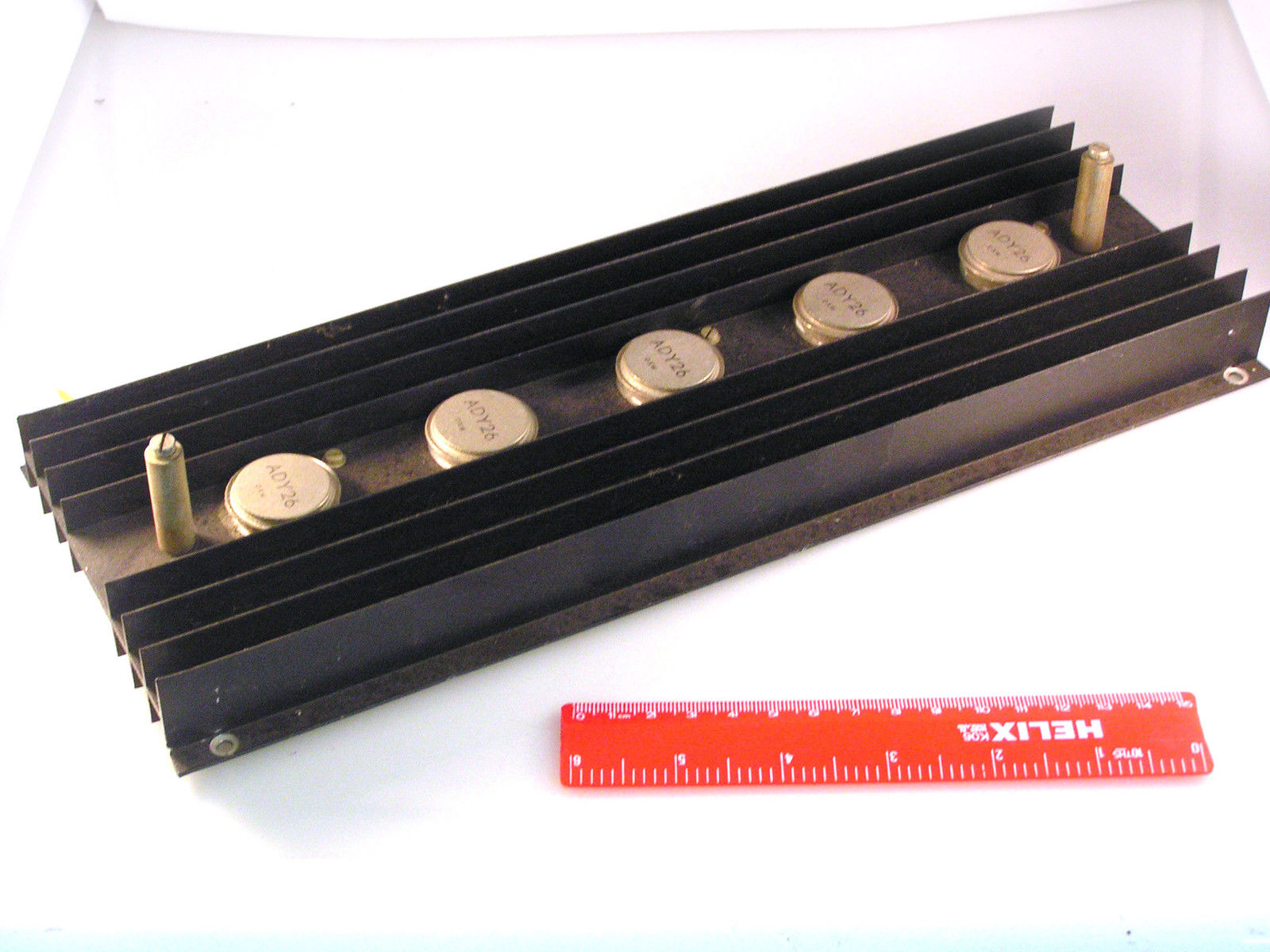 ADY26 Germanium PNP Transistors TO36 5 Pieces Assembled on Heatsink