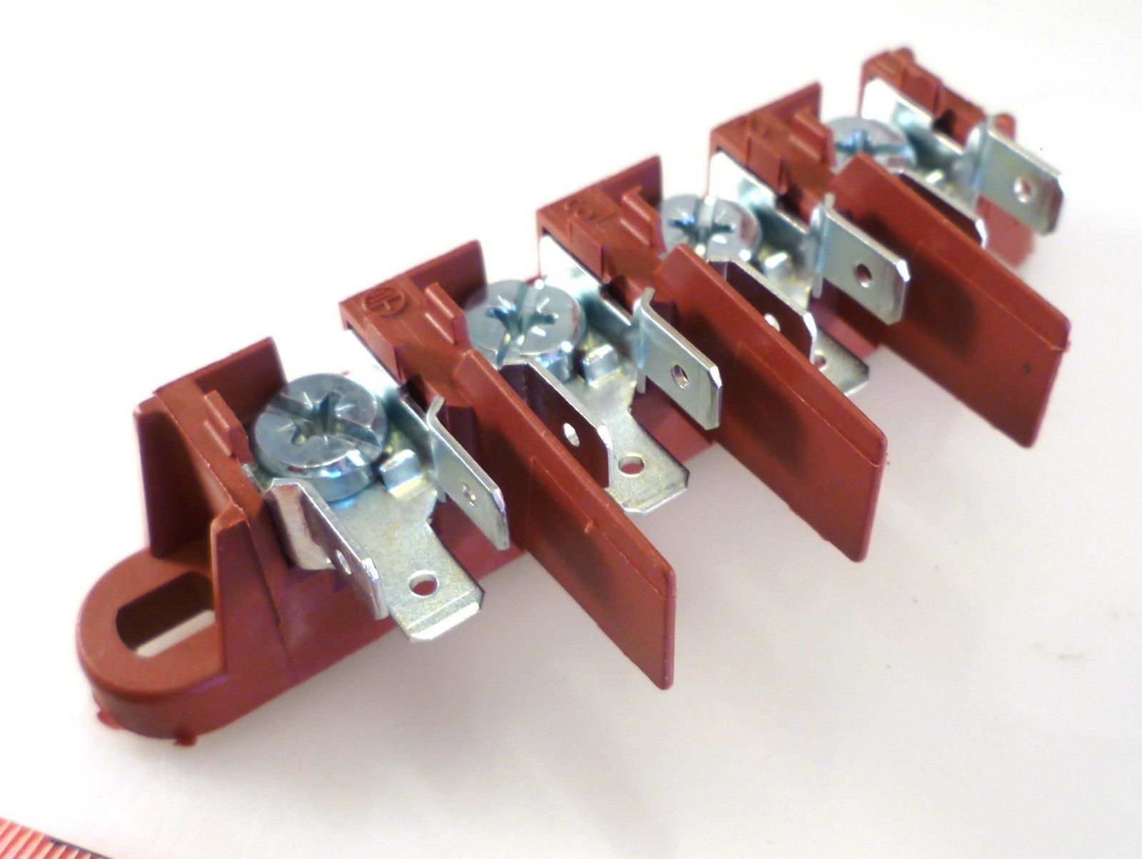 Heavy Duty 4 Terminal Block 41Amp 450V Each With 3 x 1/4" Spades OM0292a Rich Electronics