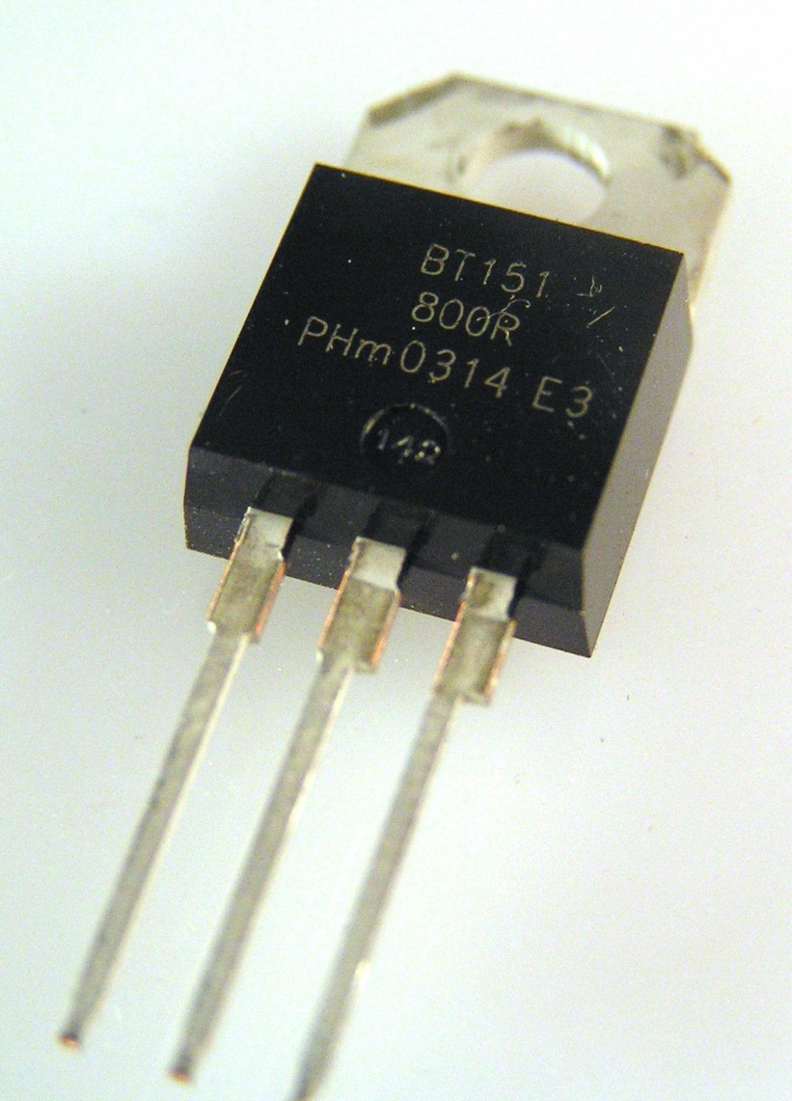 Philips BT151-800R THYRISTOR 7.5A 800V TO-220 OM0124L | Rich Electronics