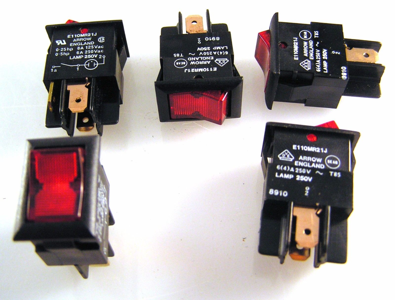 Arrow E110MR21J Illuminated Red Rocker Switch 6A 250VAC SPST OnOff 5 Pcs OM0588 