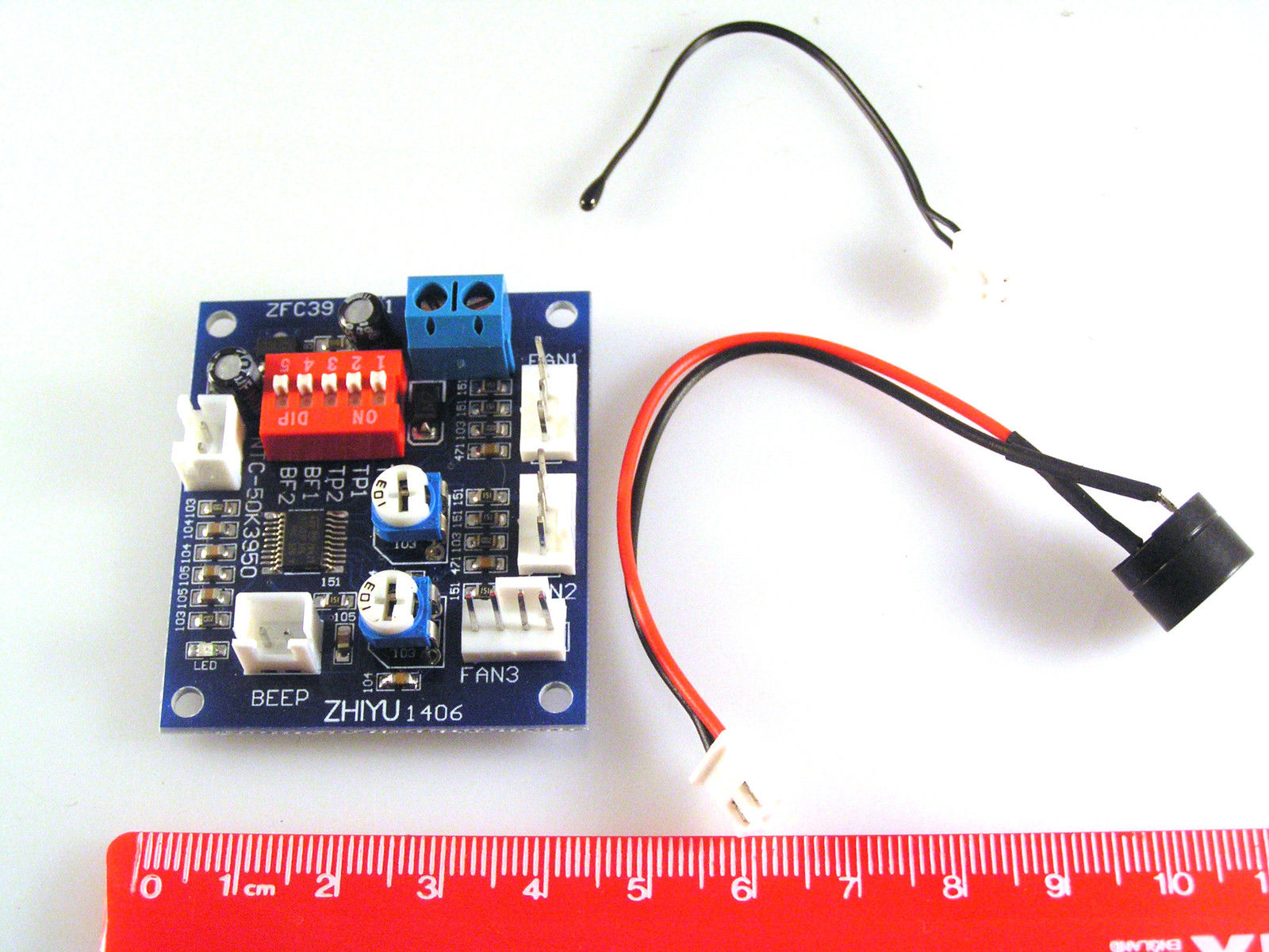 Temperature Sensor and Speed Controller PCB for 12V Fan OM0286A | Rich Electronics