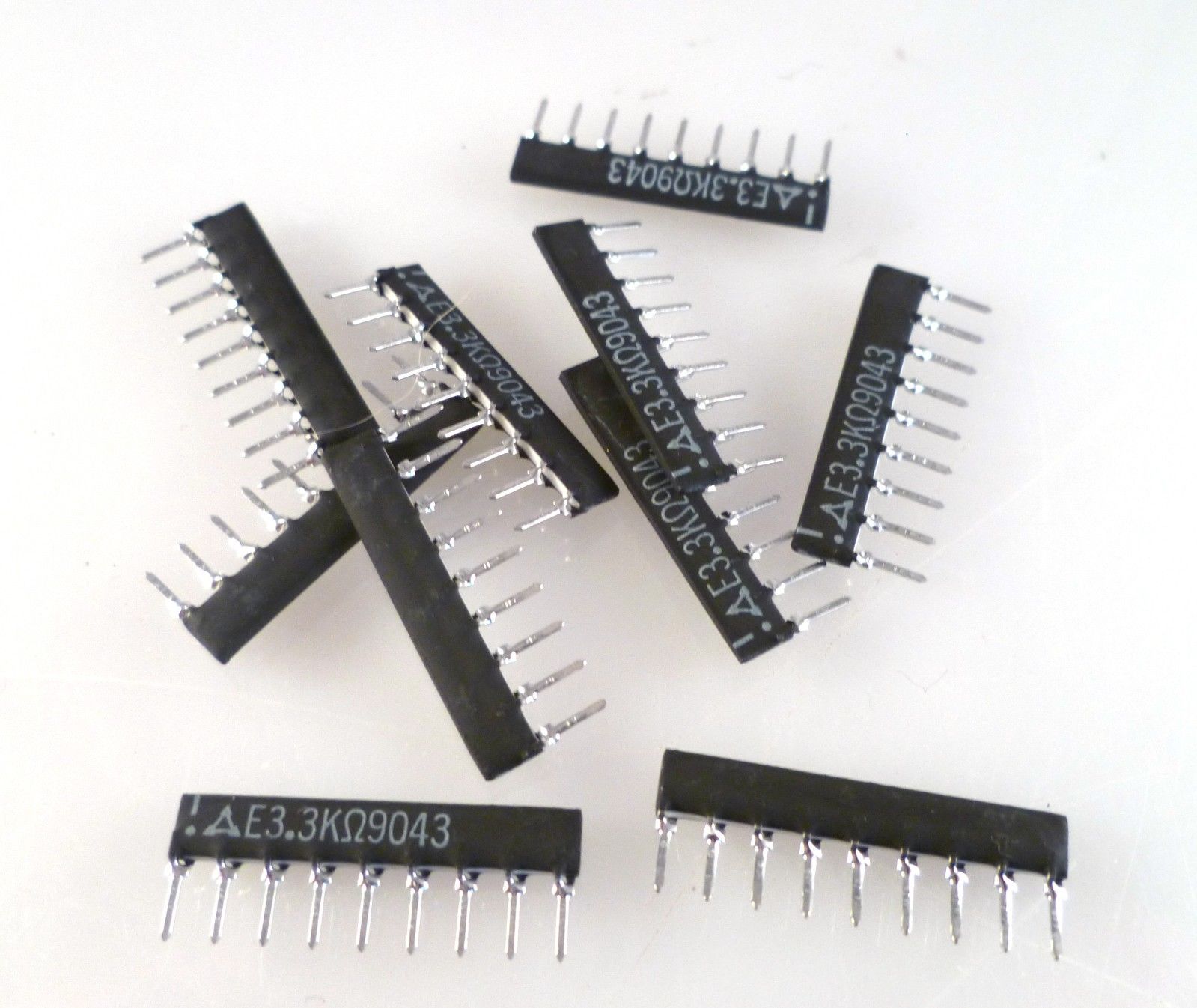 Panasonic SIL Resistor Network 3.3K Ohm 9 Pin 10 pieces OM0414H Rich